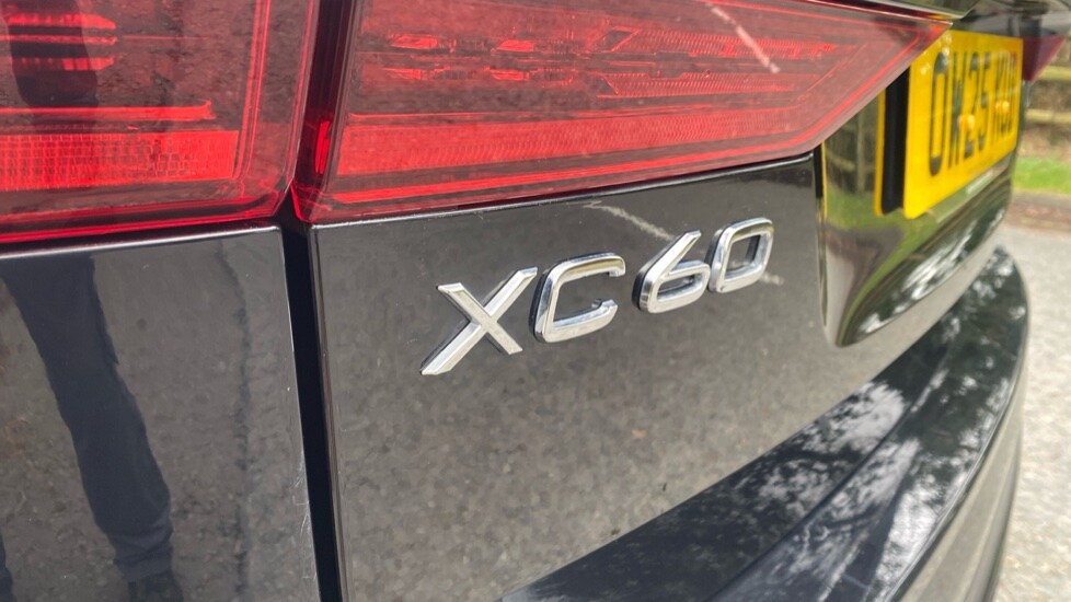 Used Volvo XC60 2025 for sale - 77665000: Photo 17