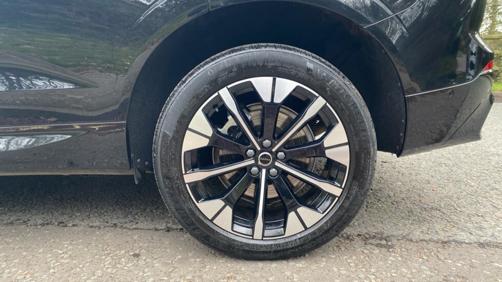 Used Volvo XC60 2025 for sale - 77665000: Photo 18