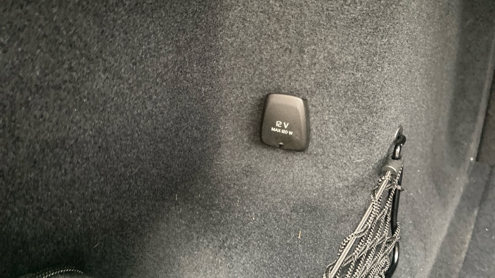 Used Volvo XC60 2025 for sale - 77665000: Photo 21