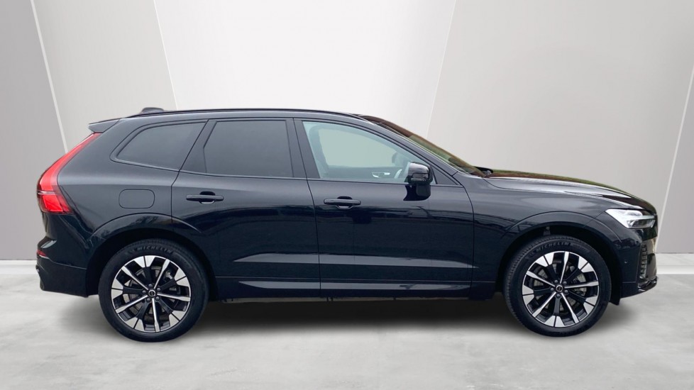 Used Volvo XC60 2025 for sale - 77665000: Photo 3