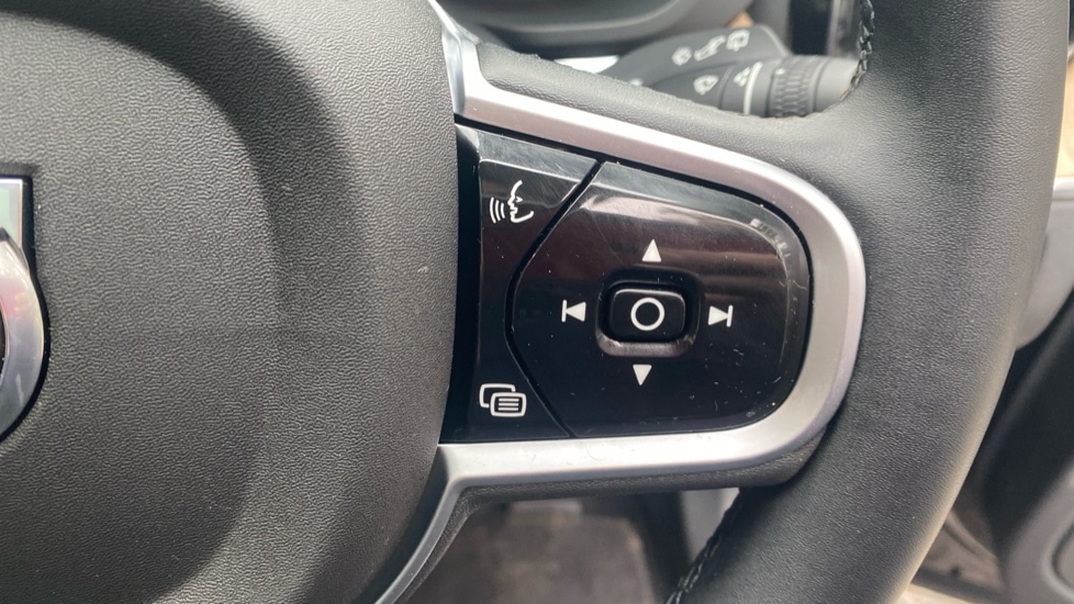 Used Volvo XC60 2025 for sale - 77665000: Photo 36