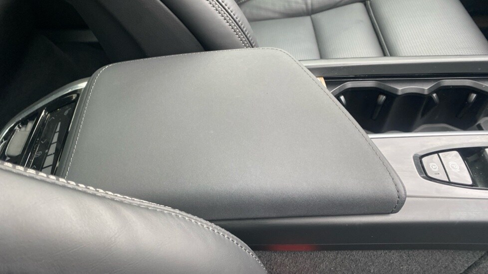 Used Volvo XC60 2025 for sale - 77665000: Photo 42