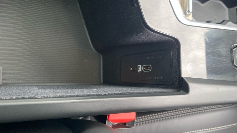 Used Volvo XC60 2025 for sale - 77665000: Photo 44