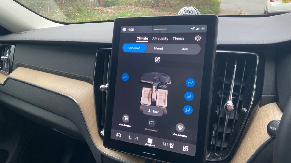 Used Volvo XC60 2025 for sale - 77665000: Photo 50