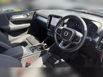Used Volvo XC40 2025 for sale - 78862137: Photo