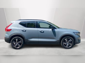 Used Volvo XC40 2023 for sale - 79256436: Photo