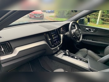 Used Volvo XC60 2020 for sale - 76244521: Photo