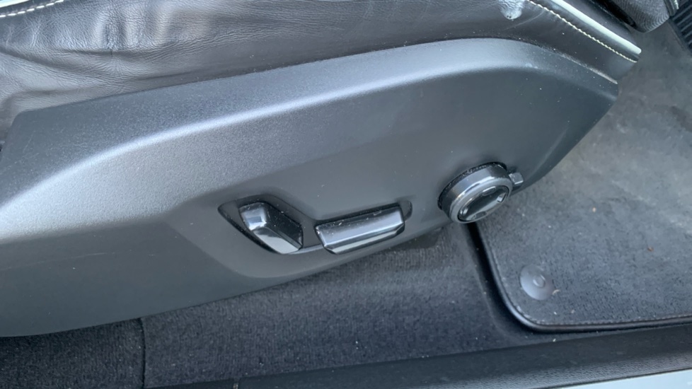 Used Volvo XC60 2022 for sale - 76826825: Photo 17