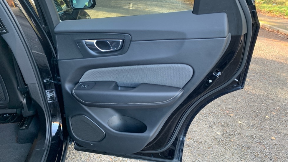 Used Volvo XC60 2022 for sale - 76826825: Photo 29