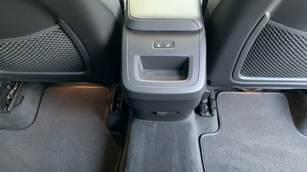 Used Volvo XC60 2022 for sale - 76826825: Photo 44