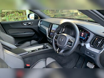 Used Volvo XC60 2022 for sale - 76826825: Photo