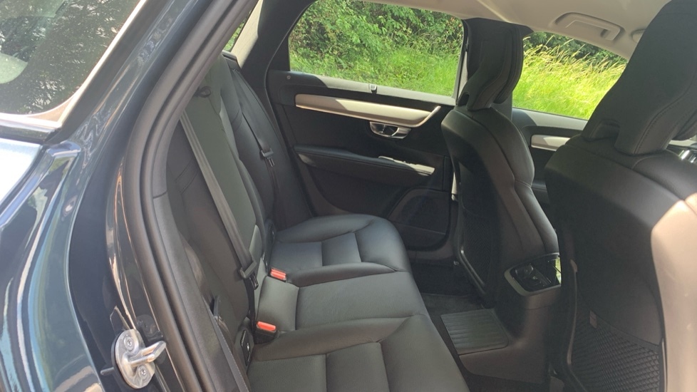 Used Volvo V90 2025 for sale - 77442666: Photo 6