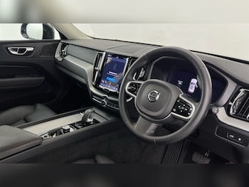Used Volvo XC60 2025 for sale - 78757269: Photo