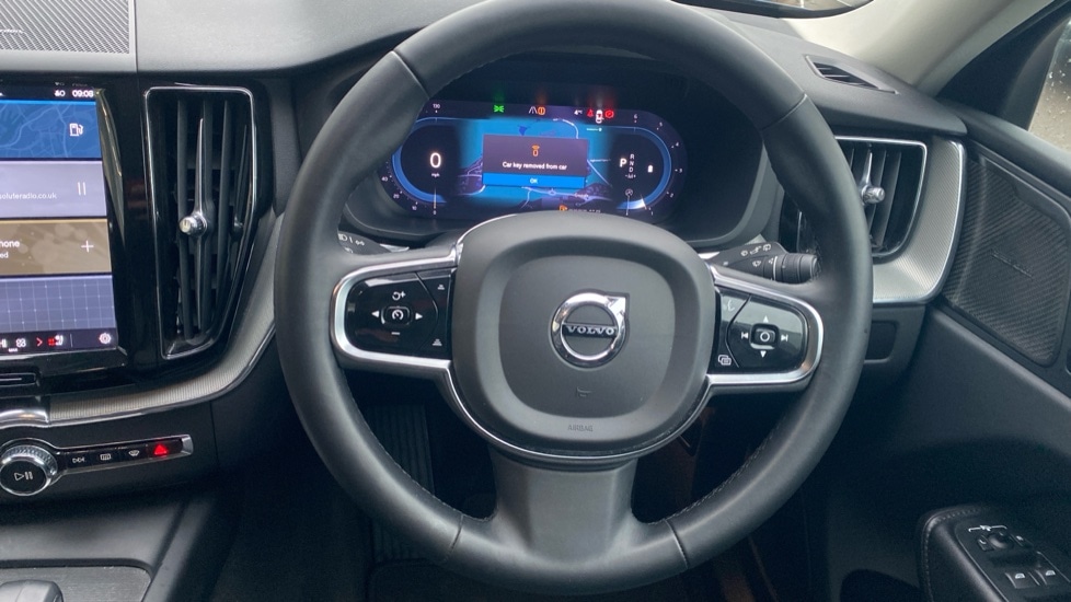 Used Volvo XC60 2023 for sale - 77164155: Photo 10