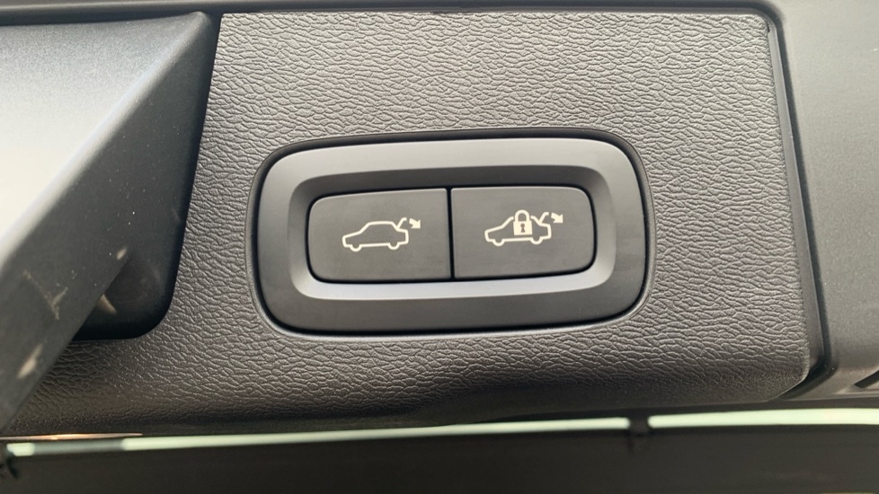 Used Volvo XC60 2024 for sale - 76514895: Photo 21