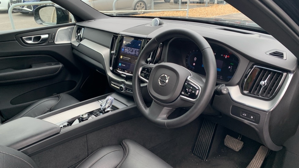 Used Volvo XC60 2024 for sale - 76514895: Photo 4