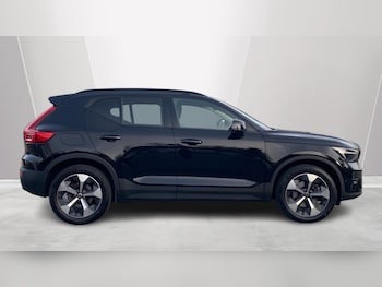 Used Volvo XC40 2023 for sale - 77897190: Photo
