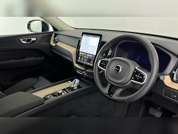 Used Volvo XC60 2025 for sale - 78757230: Photo
