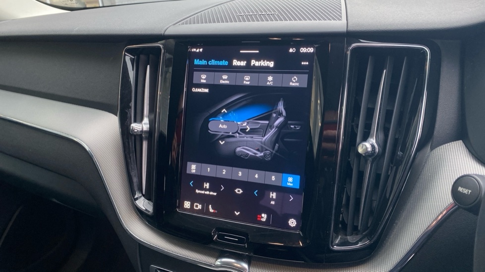 Used Volvo XC60 2023 for sale - 77099038: Photo 44