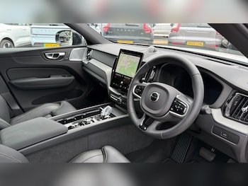 Used Volvo XC60 2025 for sale - 79027213: Photo