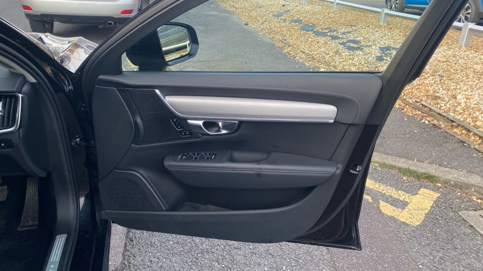 Used Volvo V90 2025 for sale - 78215906: Photo 21