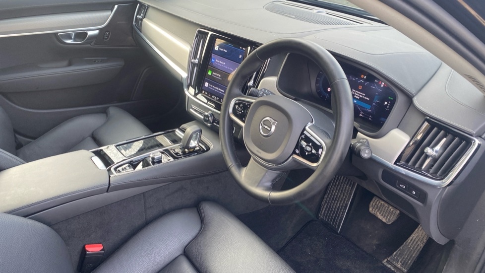 Used Volvo V90 2025 for sale - 78215906: Photo 4