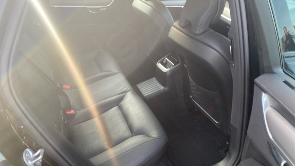 Used Volvo V90 2025 for sale - 78215906: Photo 6