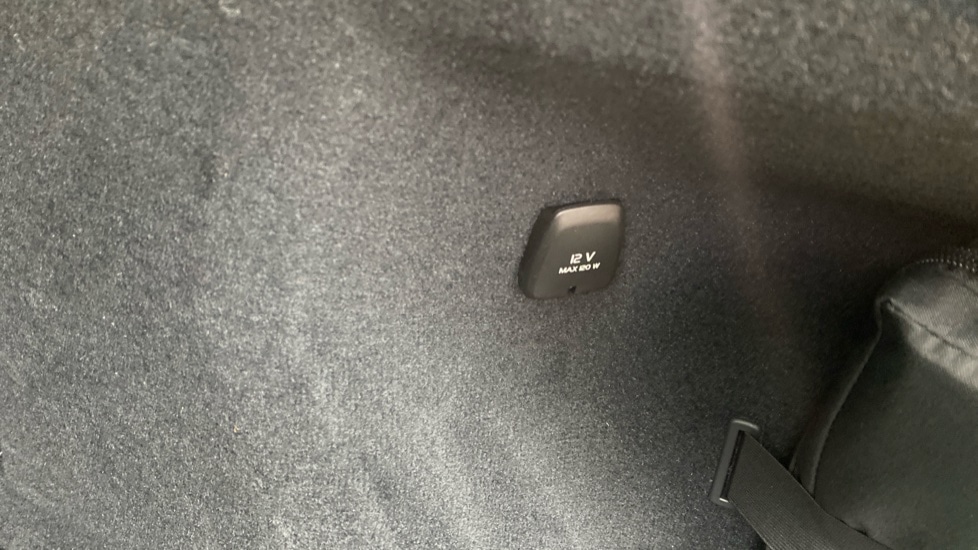 Used Volvo XC90 2025 for sale - 76971411: Photo 16