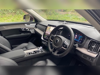 Used Volvo XC90 2025 for sale - 76971411: Photo