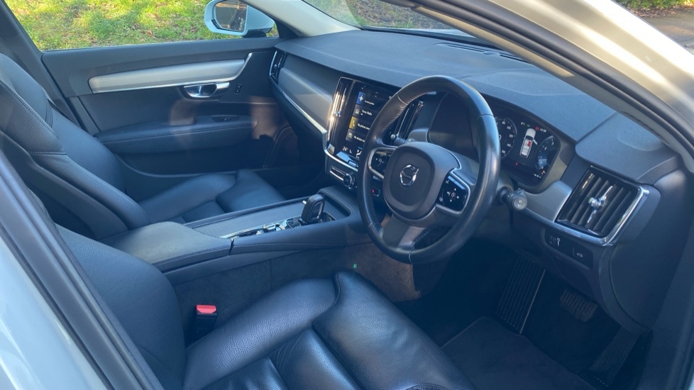 Used Volvo V90 2021 for sale - 77480290: Photo 4