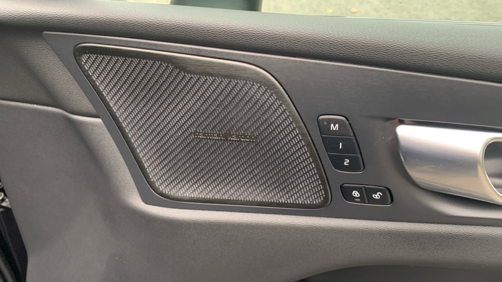 Used Volvo XC60 2025 for sale - 76575112: Photo 30