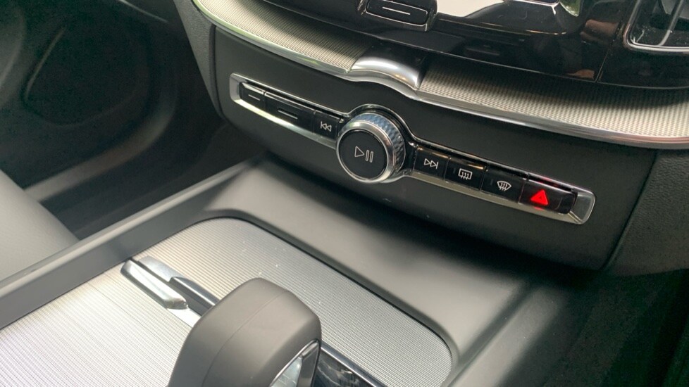 Used Volvo XC60 2025 for sale - 76575112: Photo 36