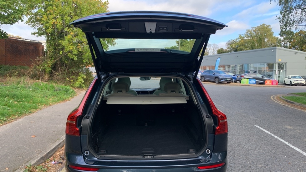 Used Volvo XC60 2021 for sale - 76796196: Photo 13