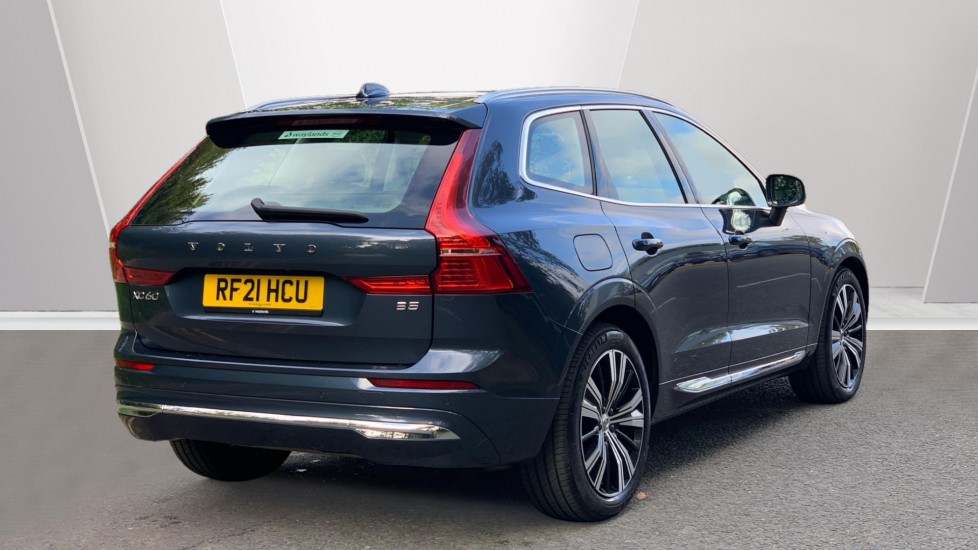 Used Volvo XC60 2021 for sale - 76796196: Photo 2