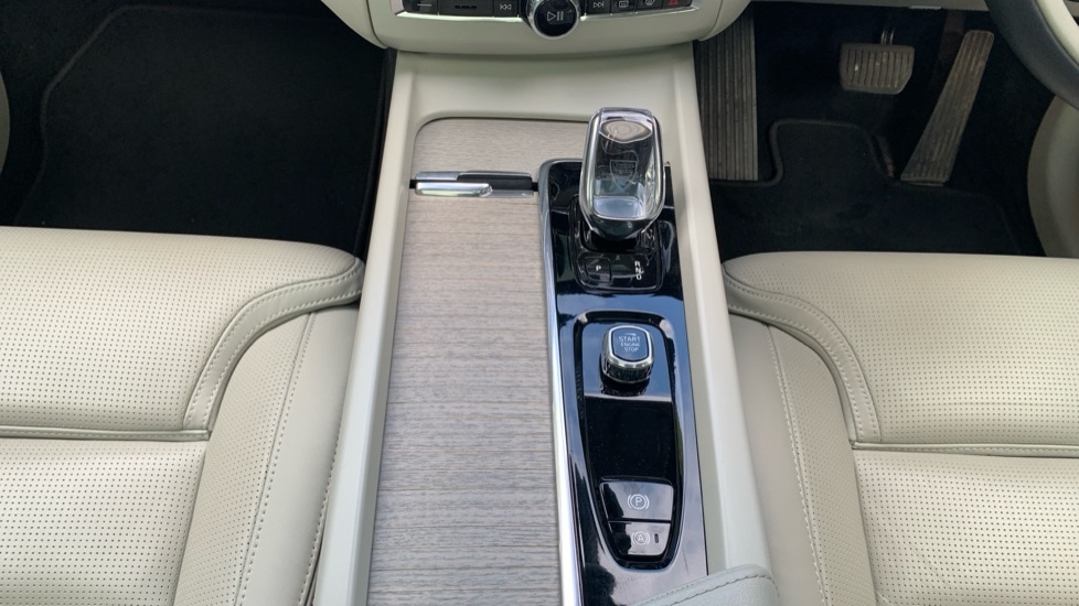 Used Volvo XC60 2021 for sale - 76796196: Photo 28