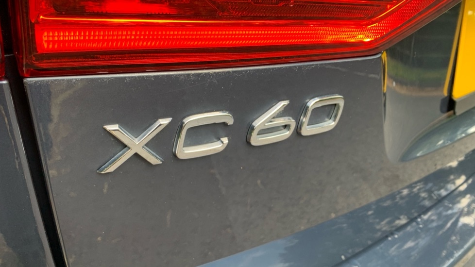 Used Volvo XC60 2021 for sale - 76796196: Photo 48