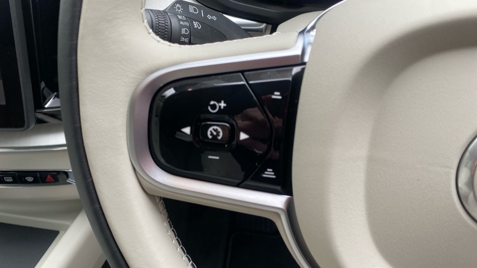 Used Volvo XC60 2026 for sale - 78009012: Photo 36