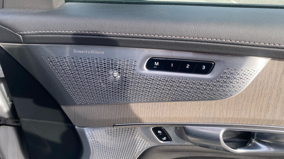 Used Volvo XC90 2025 for sale - 77710907: Photo 35