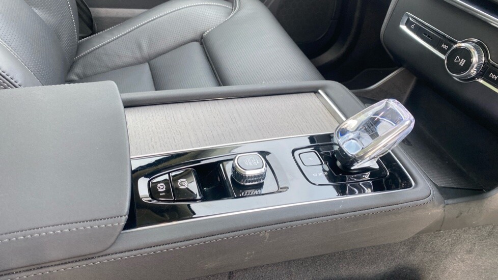 Used Volvo XC90 2025 for sale - 77710907: Photo 40