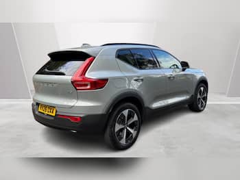 Used Volvo XC40 2026 for sale - 79742160: Photo