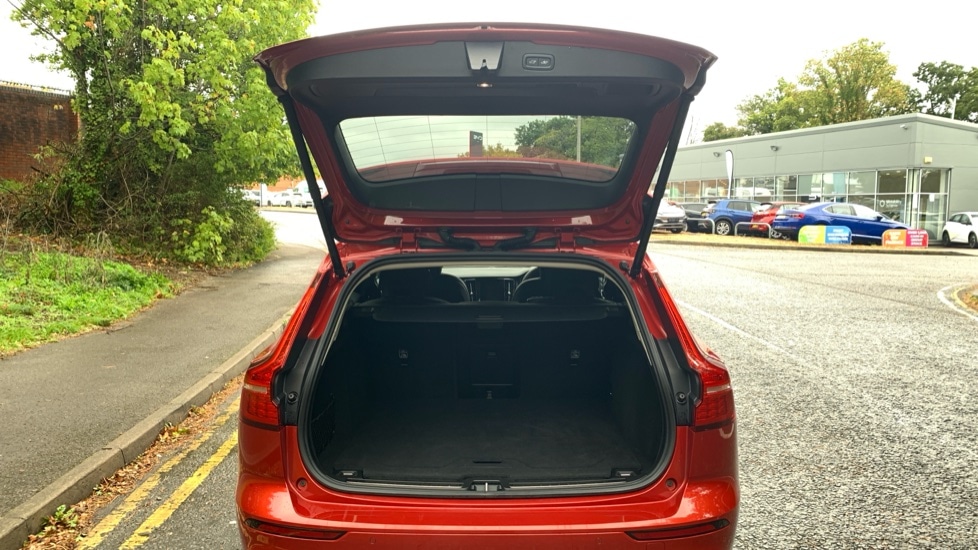 Used Volvo V60 2023 for sale - 75966956: Photo 13