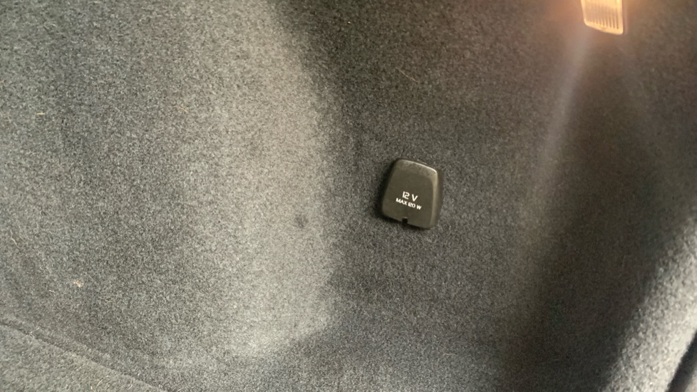 Used Volvo V60 2023 for sale - 75966956: Photo 15