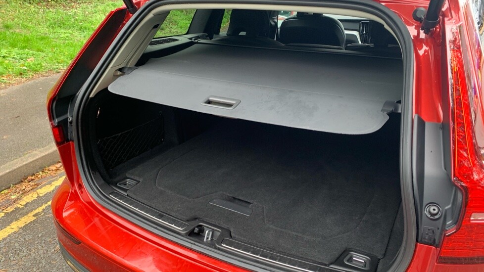 Used Volvo V60 2023 for sale - 75966956: Photo 19