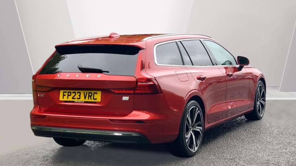 Used Volvo V60 2023 for sale - 75966956: Photo 2