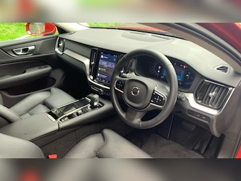 Used Volvo V60 2023 for sale - 75966956: Photo