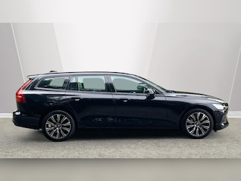 Used Volvo V60 2023 for sale - 75829173: Photo