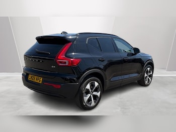 Used Volvo XC40 2025 for sale - 78895999: Photo