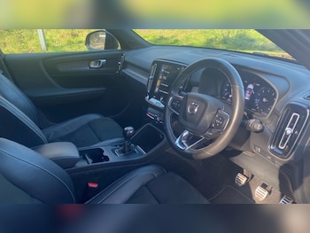 Used Volvo XC40 2021 for sale - 78463680: Photo