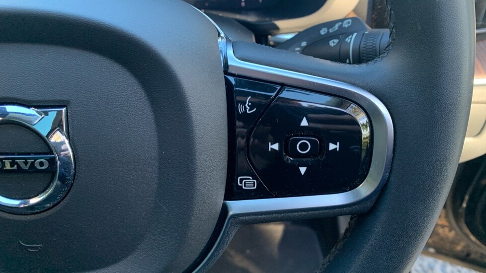 Used Volvo XC60 2022 for sale - 77099141: Photo 19