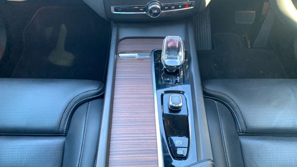 Used Volvo XC60 2022 for sale - 77099141: Photo 32